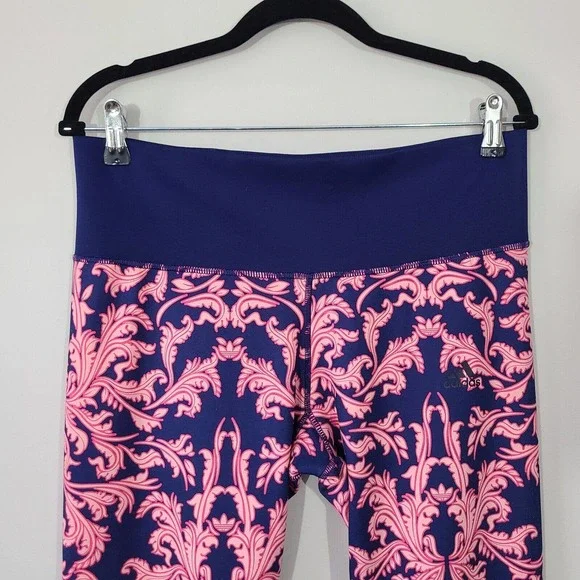Stylish Pink and Blue Patterned Women's Leggings - Picture 3 of 10